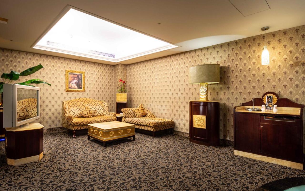 In-Stone Motel Taipei Bagian luar foto