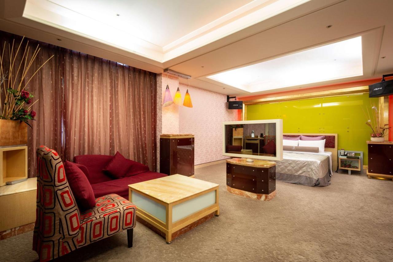 In-Stone Motel Taipei Bagian luar foto