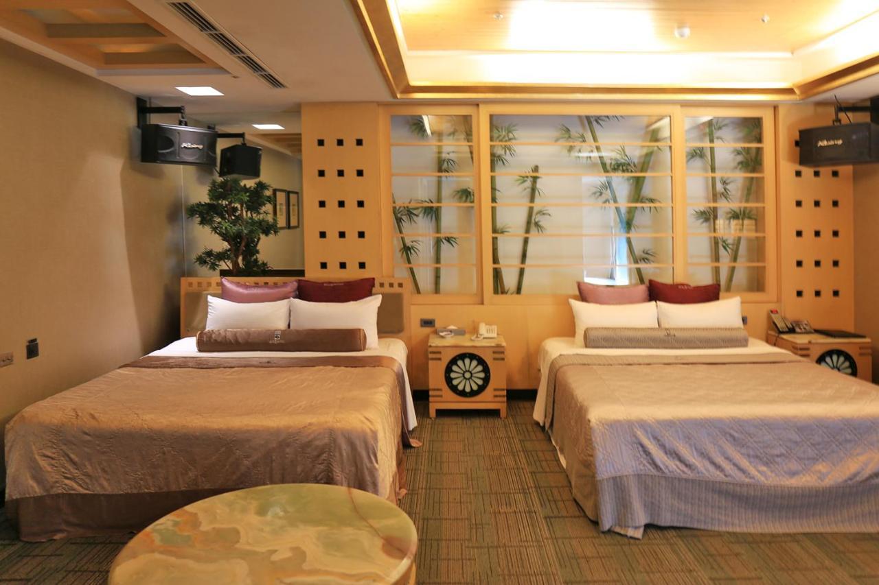 In-Stone Motel Taipei Bagian luar foto