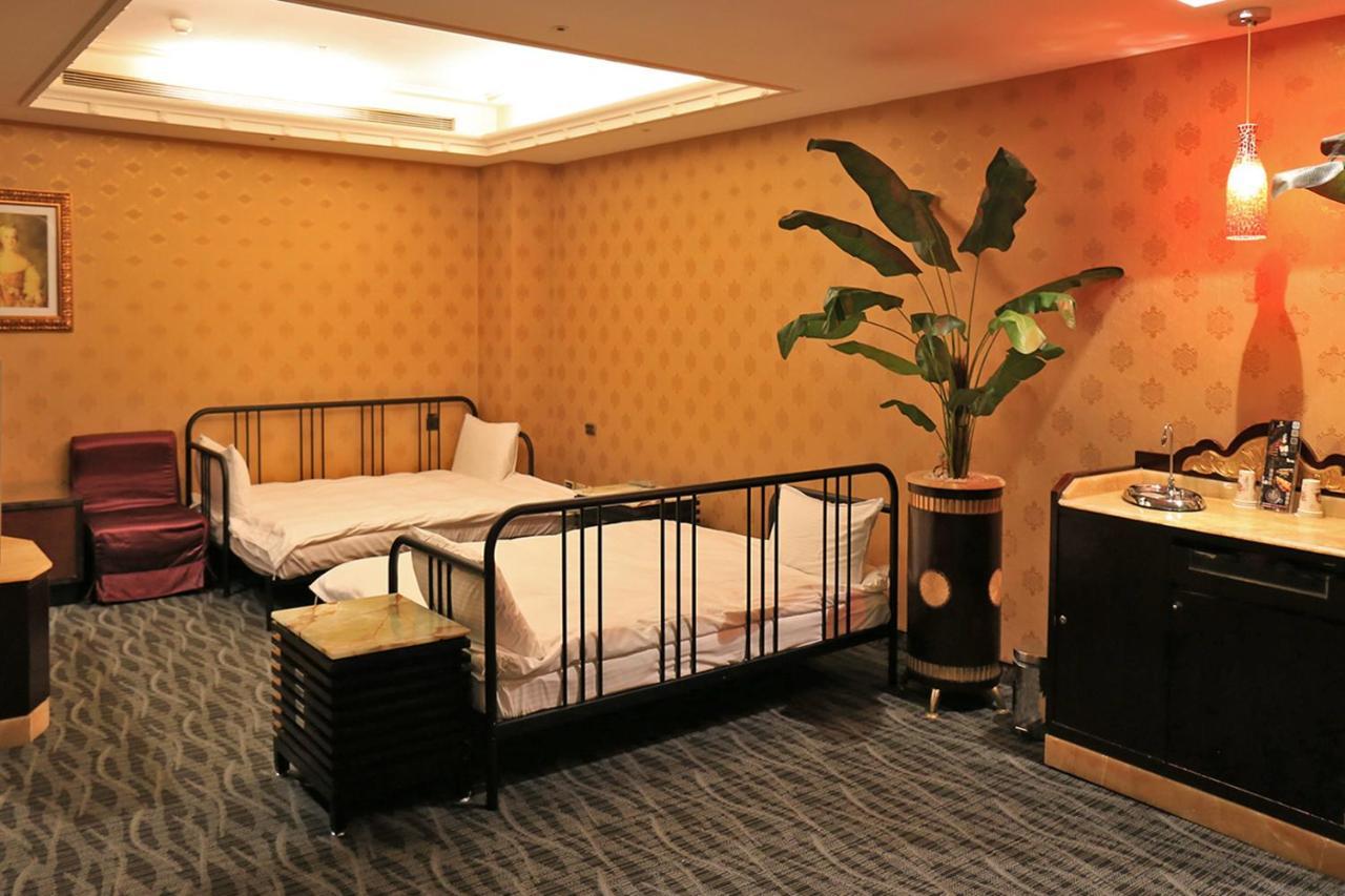 In-Stone Motel Taipei Bagian luar foto