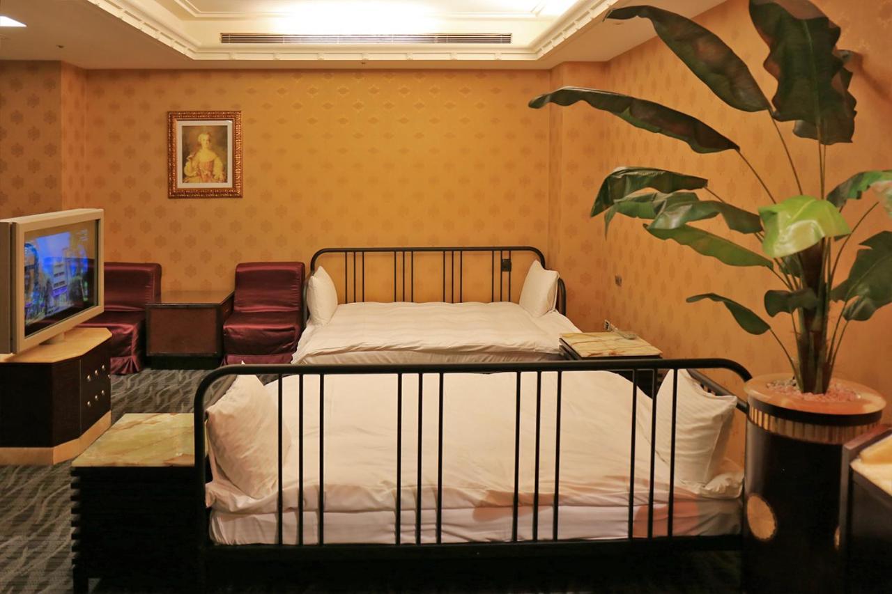 In-Stone Motel Taipei Bagian luar foto